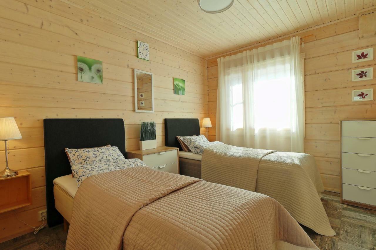 Villa Maria Cottages Jaala Extérieur photo